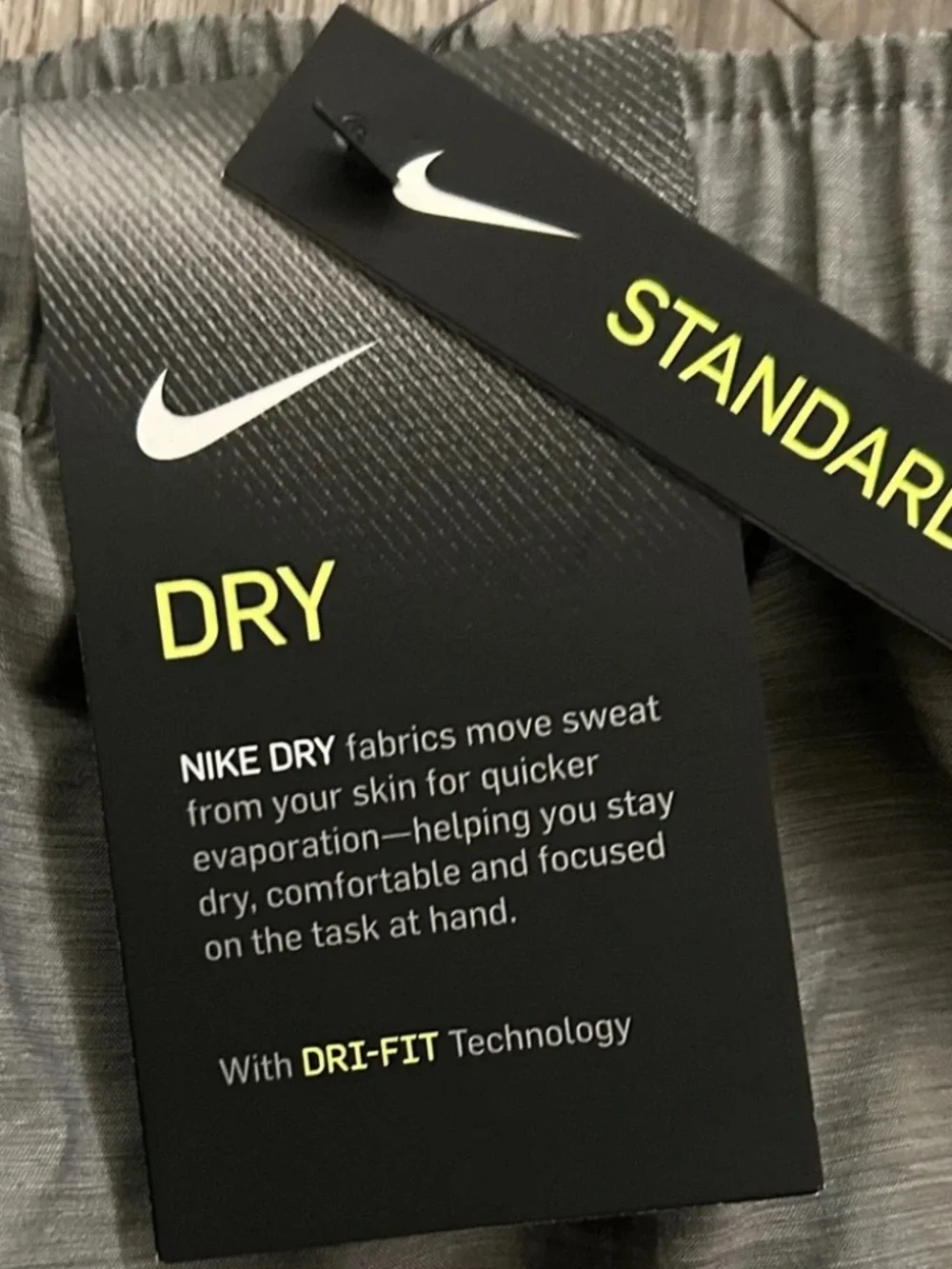 Nike dry tempo